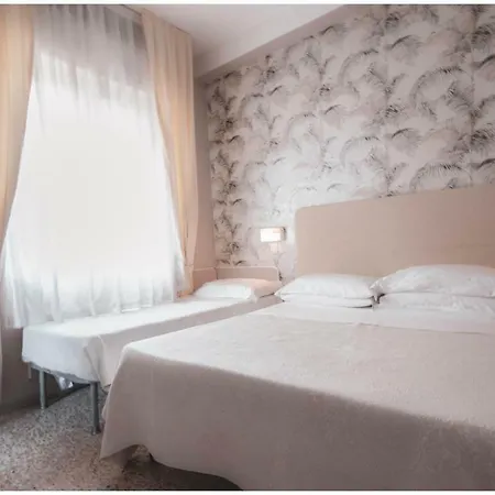 Hotel Maarea 3*